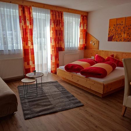 Gaestehaus Maria - Privatzimmer Nassereith Exterior foto